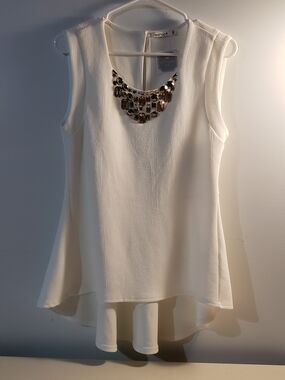 LeShop Cream Embellished Sleeveless Tunic Top